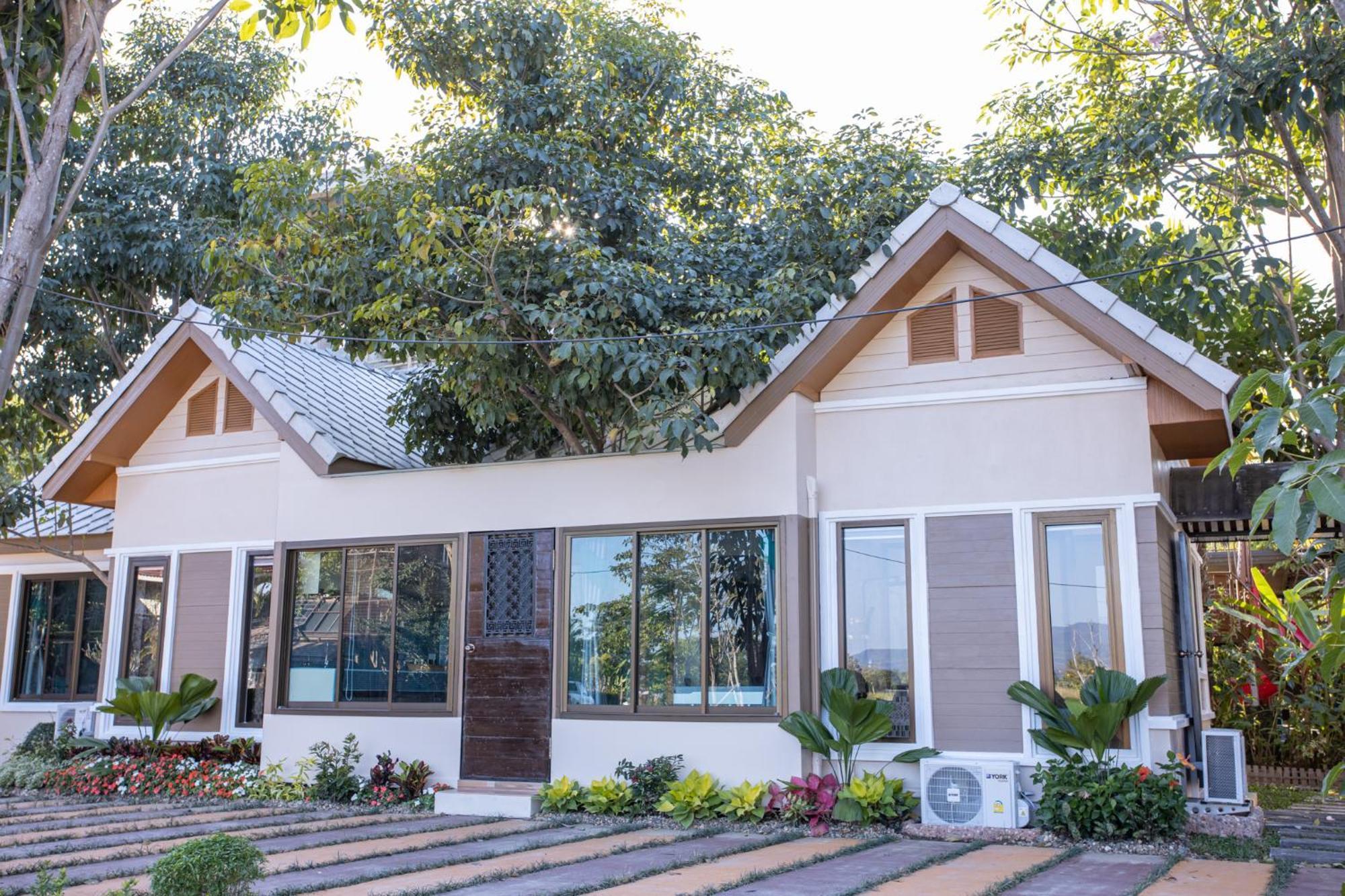 Mana-An Lake Hill Resort มานาอันเลคฮิลล์รีสอร์ต Chiang Mai Exterior foto