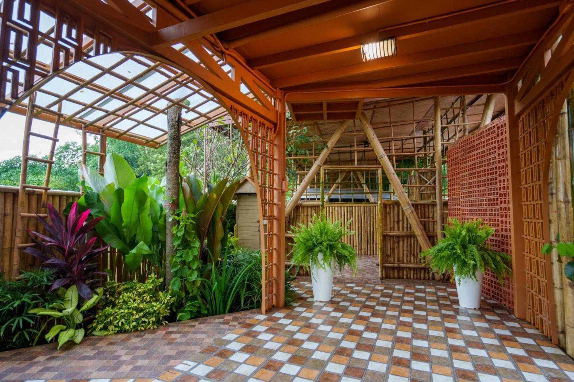 Mana-An Lake Hill Resort มานาอันเลคฮิลล์รีสอร์ต Chiang Mai Exterior foto